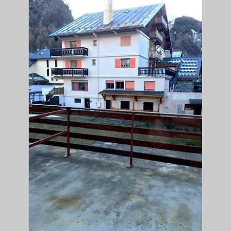 Jaune Genepi - 4 Personnes - 49M2 Et 17M2 Terrasse Apartment Valloire Exterior photo